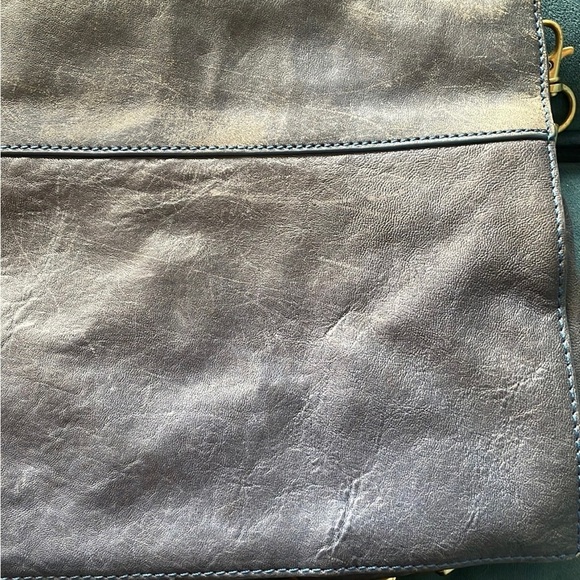 Tory Burch Navy Blue Crossbody Bag with Gold Chain - Picture 7 of 8